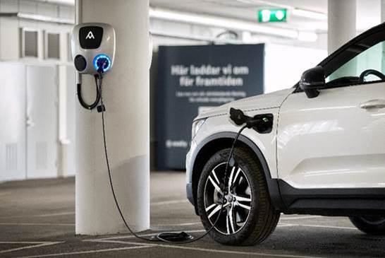 Swindon car retailer offers four reasons why drivers should explore the EV market