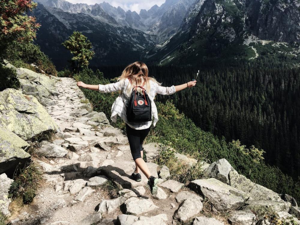 The Science Behind Why Long Distance Hiking Is Good for You