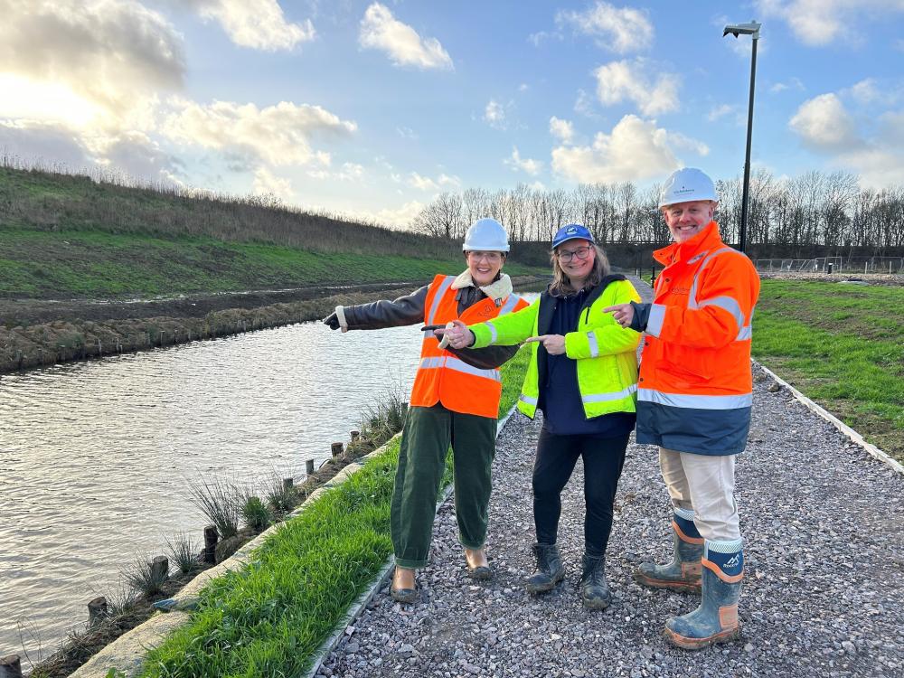 Pictured (l to r): Councillor Strinkovsky, Chloe Ford, Wilts & Berks Canal Trust and Dan Pavely, Wichelstowe’s project director