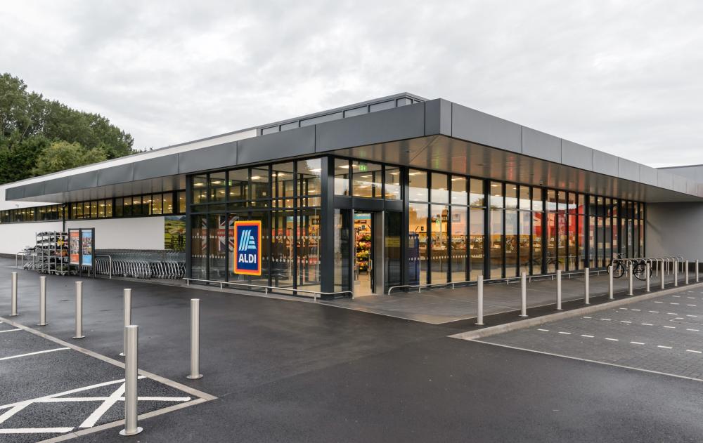 12-hour Bank Holiday Monday opening for Swindon Aldi stores