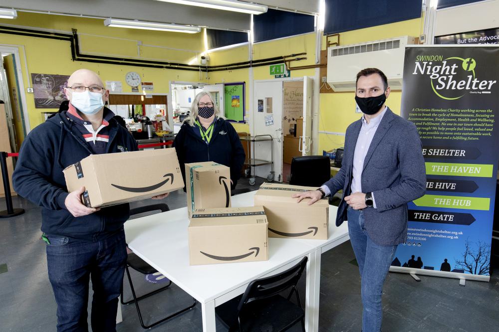 Swindon Amazon team helps to tackle homelessness