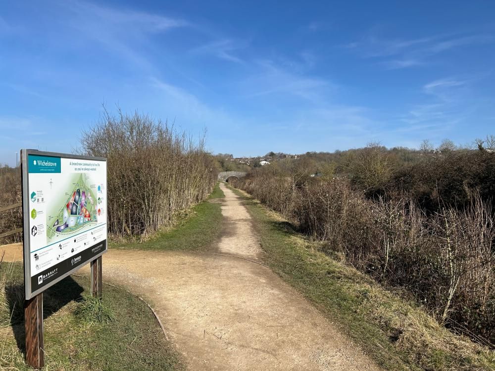 Smooth sailing ahead for Wichelstowe canal