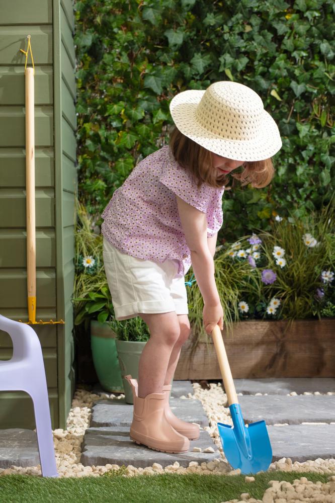 Kids can dig into summer fun at Dobbies