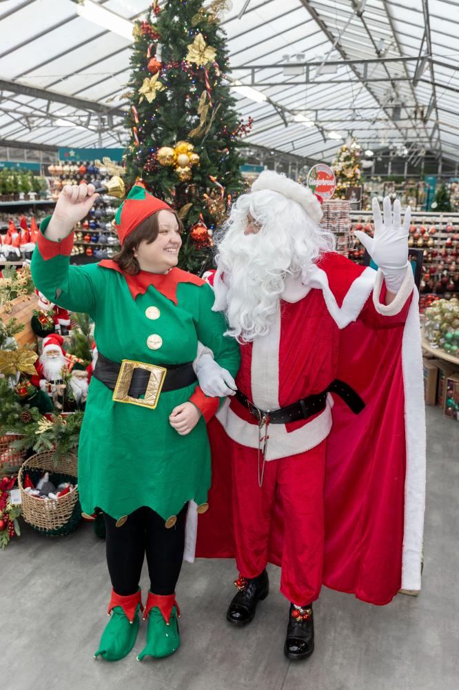 Santa arriving with festive cheer at Dobbies’ Swindon store