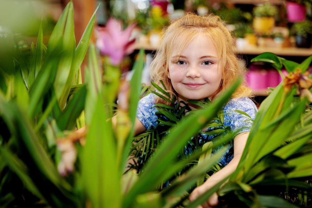 Swindon garden centre's free children’s Glorious Grass gardening workshop  