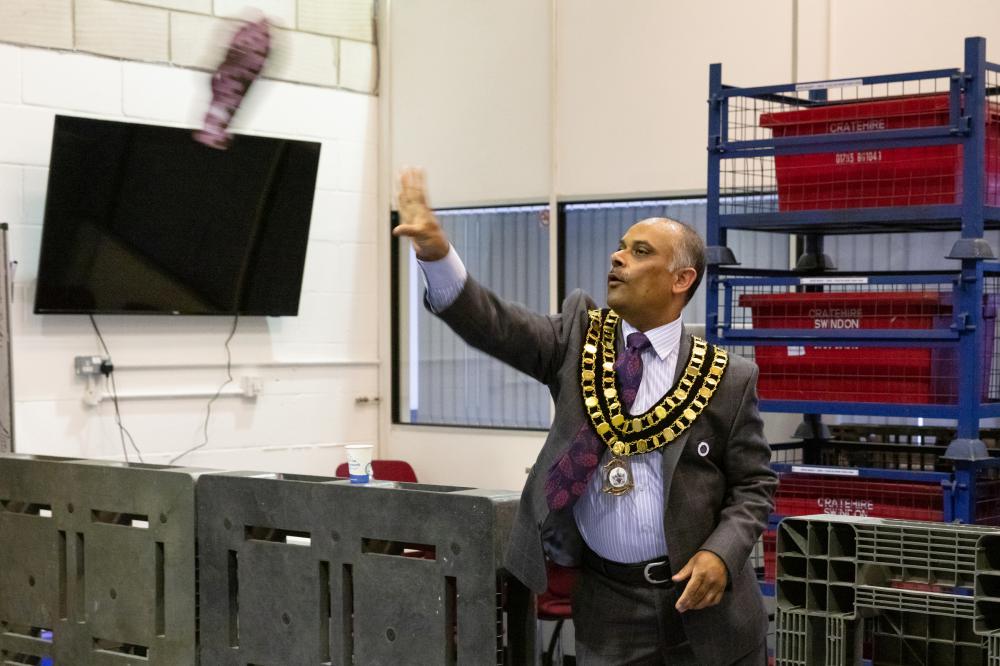 Swindon Mayor Abdul Amin took part in the unusual competition