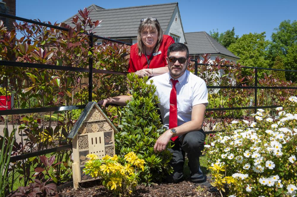 Redrow South West’s Badbury Park is helping to make Swindon more bee-friendly.
