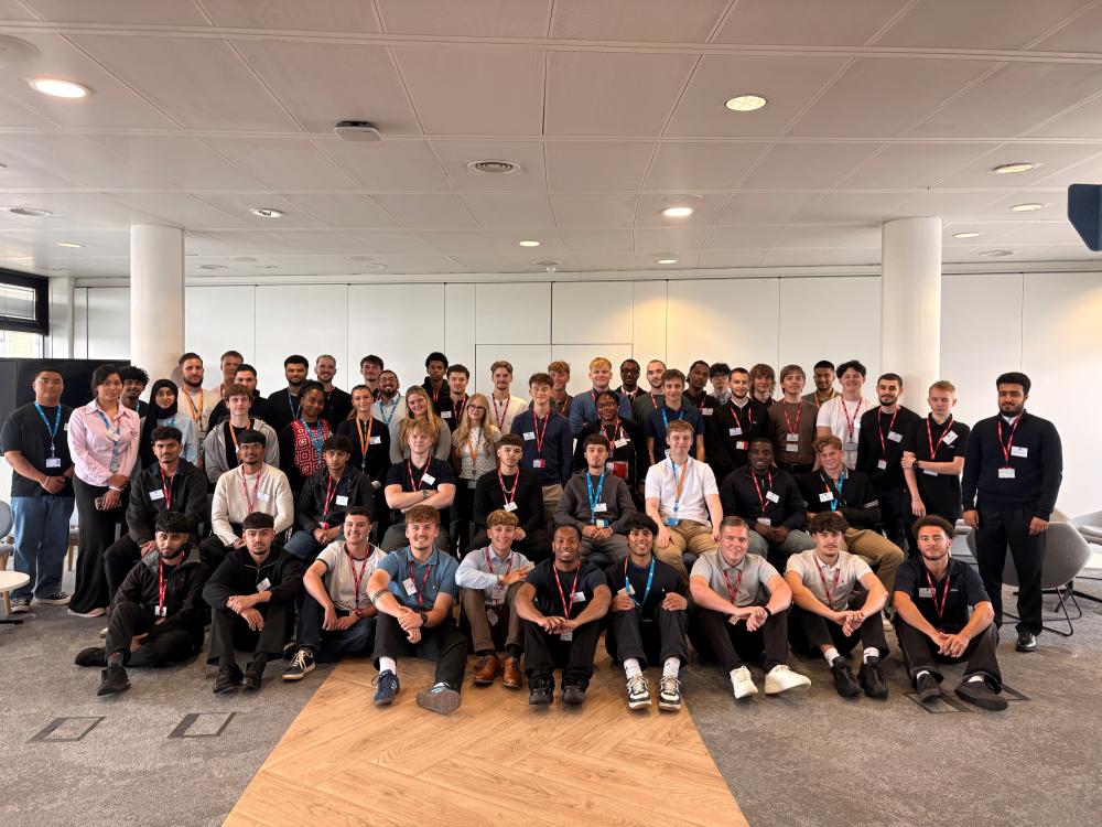 Record number of Thames Thames Water apprenticeship applicants