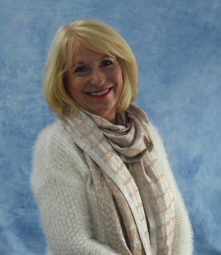 CEO Anita Lowe paid tribute to her team