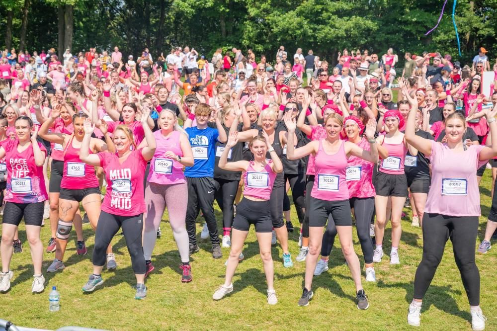 A previous Race for Life crowd