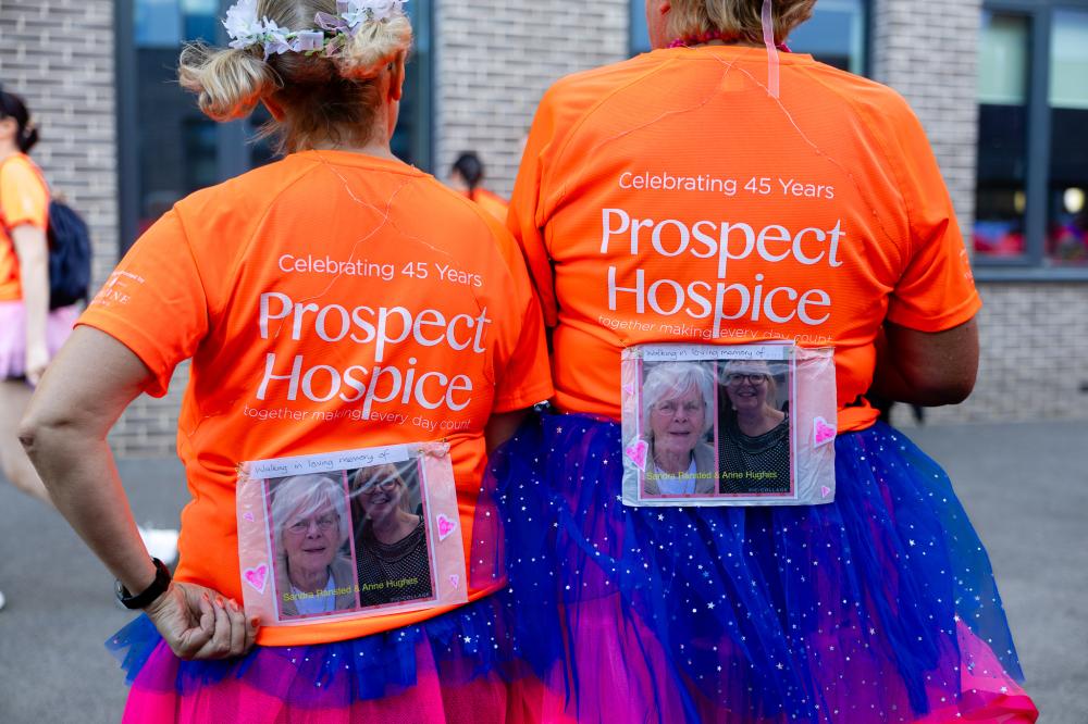 Hundreds shine bright for hospice care at Starlight Walk  