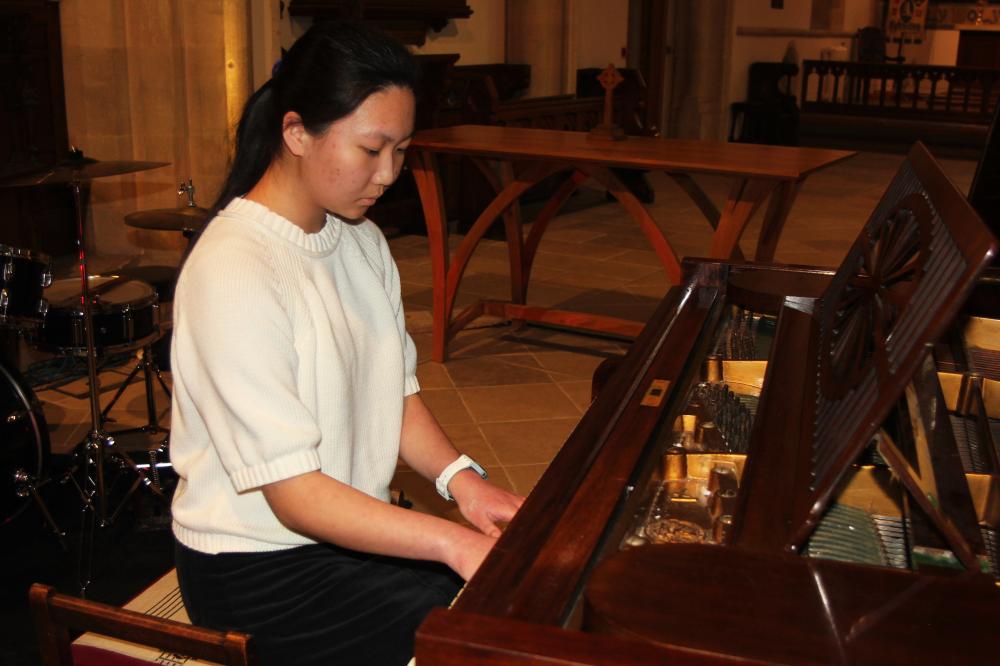 Overall Winner Lourdes Ma