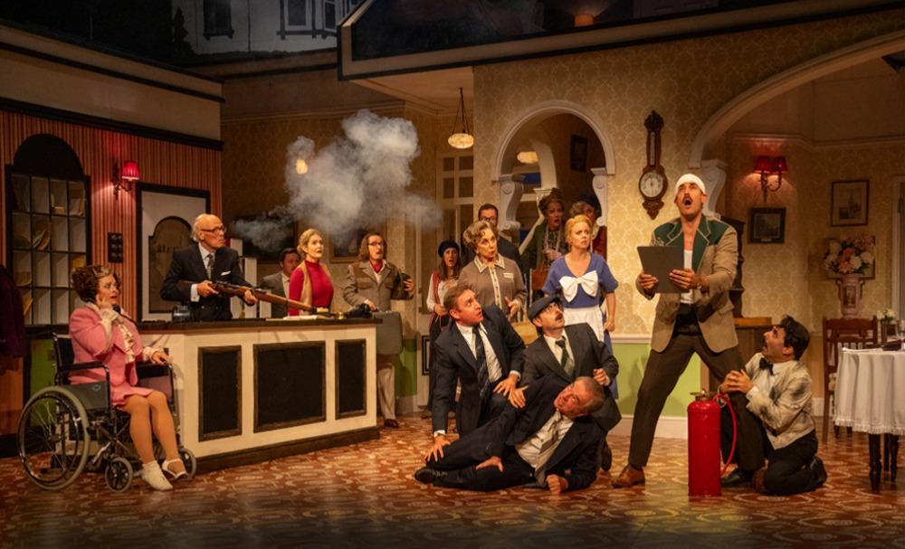 Cast of Fawlty Towers - The Play (Credit Hugo Glendinning)