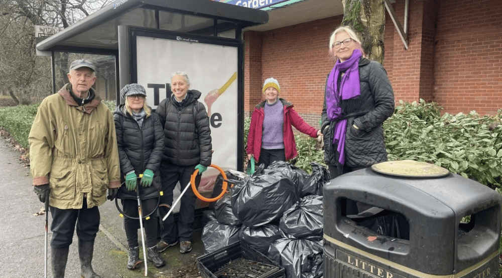 Everybody has a chance to help Keep Swindon Tidy