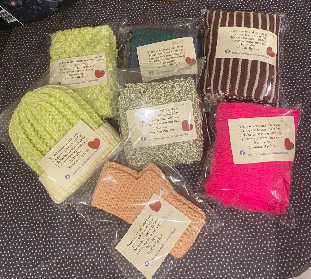 Swindon Big Knit makes over 140 hats and scarves for people in need this Winter