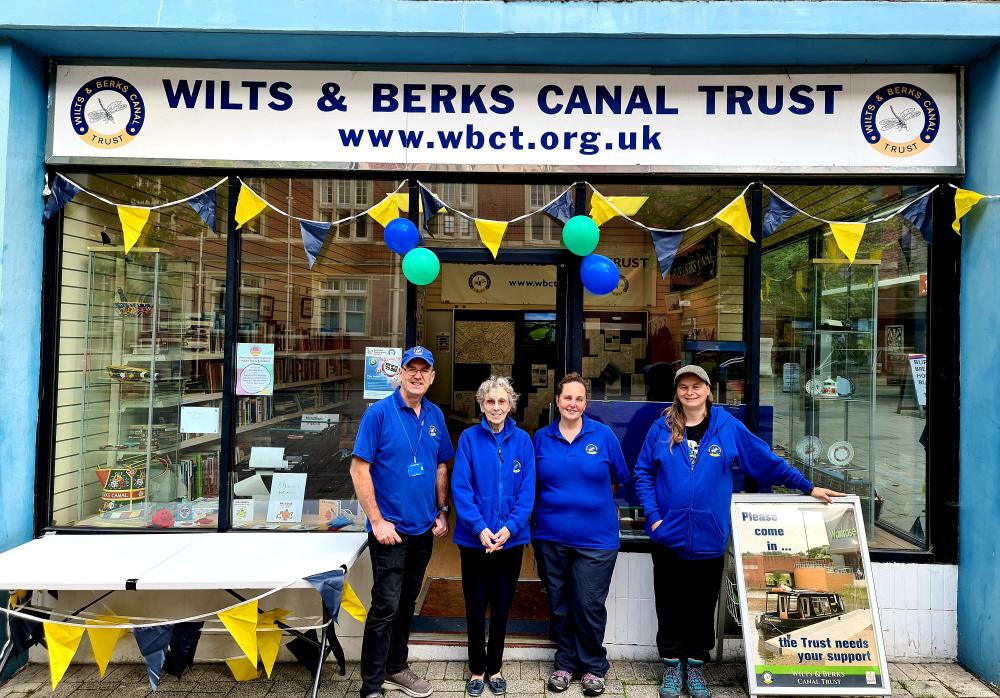 Wilts & Berks Canal Trust launch newly refurbished visitor centre
