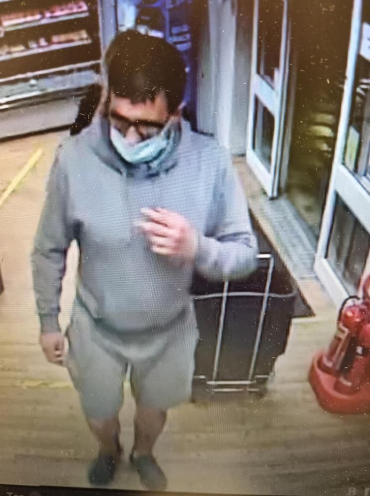 CCTV appeal after tobacco and spirits are stolen from Swindon Co-op