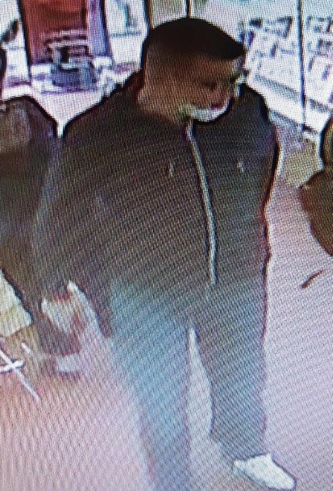 CCTV appeal after Swindon jewellery theft