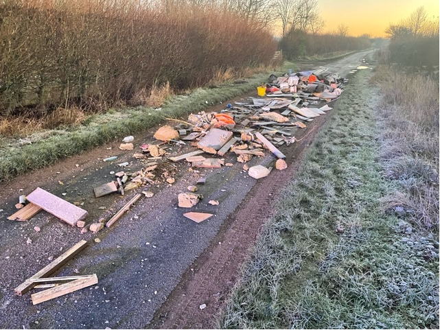 Kitchen units among rubbish flytipped in Highworth