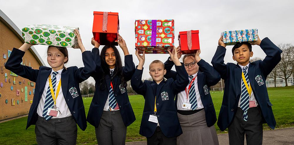 Community spirited Swindon pupils get packed up for Christmas