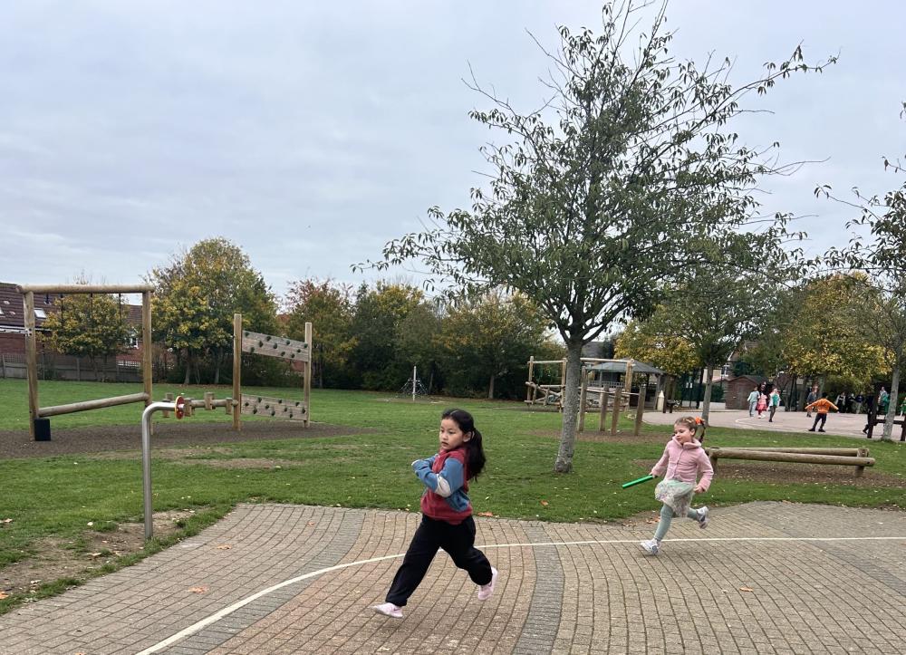 Swindon school pupils run a mile for domestic abuse charity