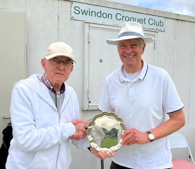 Chairman’s Plate winner Alan Chamberlain, right, with competition organiser Tony Tomlin