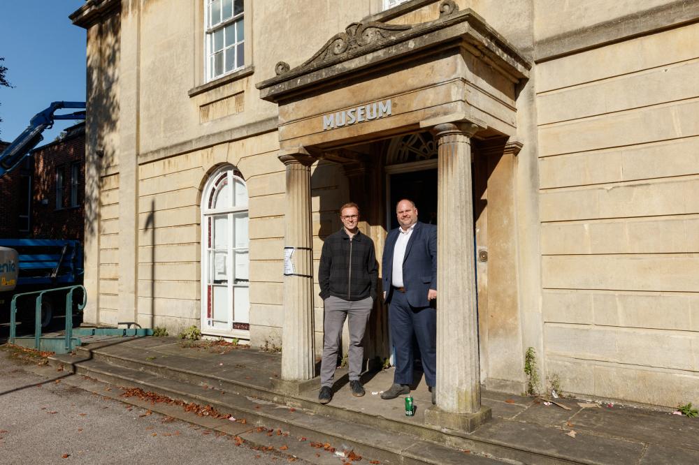 Entrepreneur Arthur Dallimer, left, and Swindon Borough Council Leader Cllr Jim Robbins at Apsley House