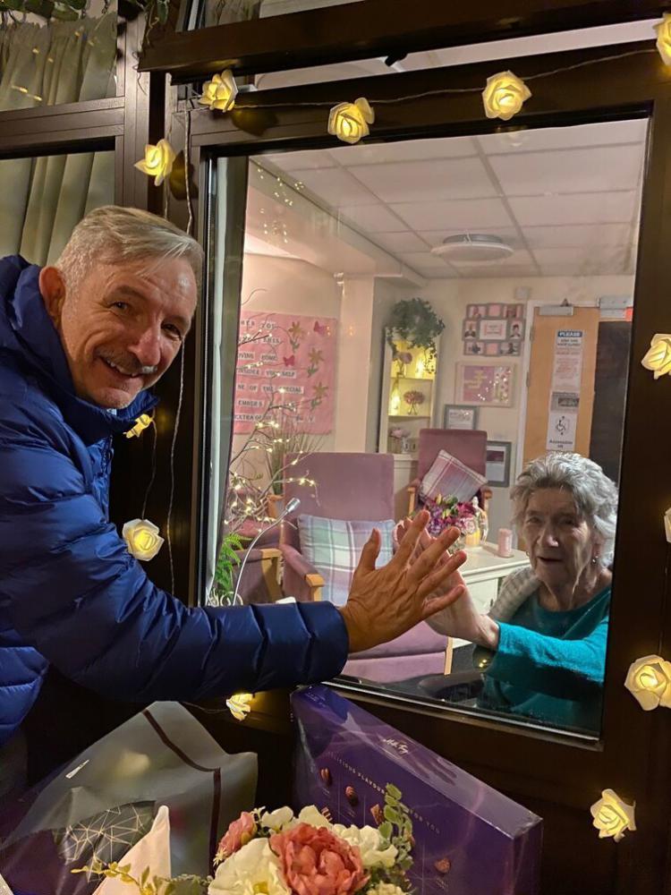 Tony Wilkinson meeting his mum Doris at Fessey House