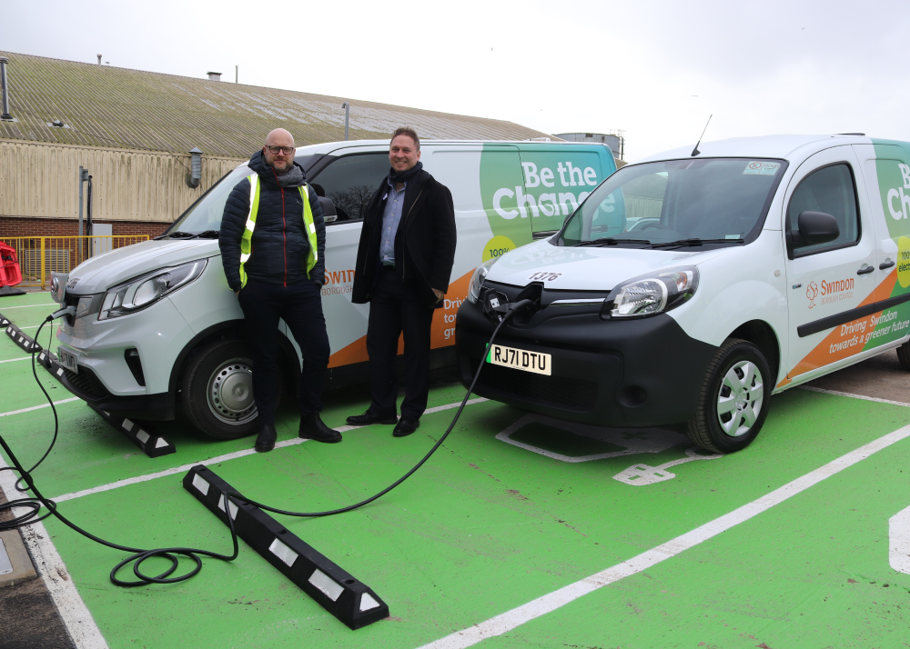 Steve Cains, Director of Power Solution at PPS (left) and Councillor Keith Williams. Swindon Borough Council’s Cabinet Member for Climate Change, Finance and Commercialisation (right) with EV at Waterside charging point