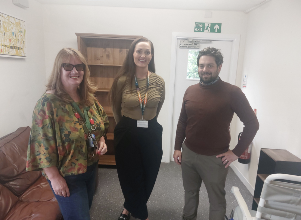 Dawn Prosser, Swindon Night Shelter Manager, Chelsie Ntsiu and Cllr Courtliff at the Haven Day Centre
