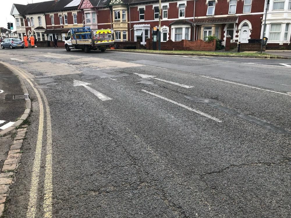 More than £900,000 for Swindon road resurfacing