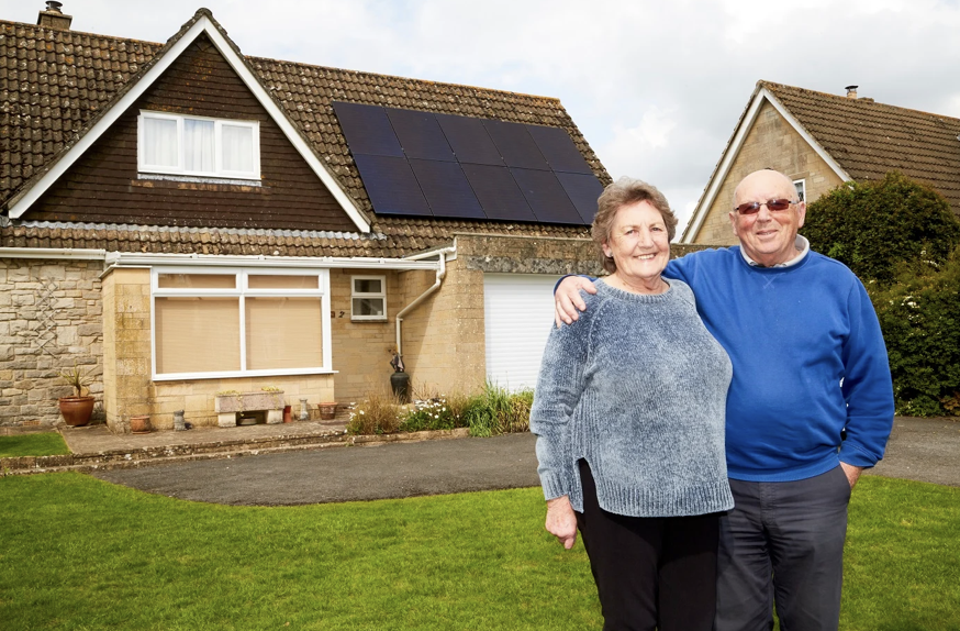 Hundreds of Swindon households cut carbon footprint through Solar Together