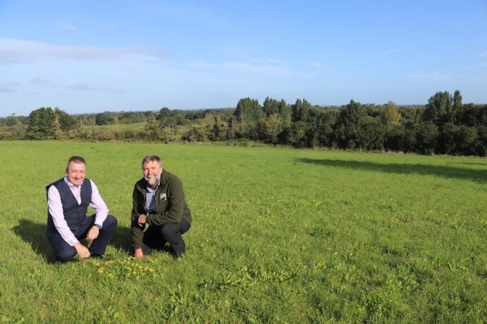 Cllr Gary Sumner (left), Swindon Borough Council’s Cabinet Member for Strategic Planning, with WWT Chief Executive Dr Gary Mantle, at Mouldon Hill, one of the sites within the Forest Meadows Project.