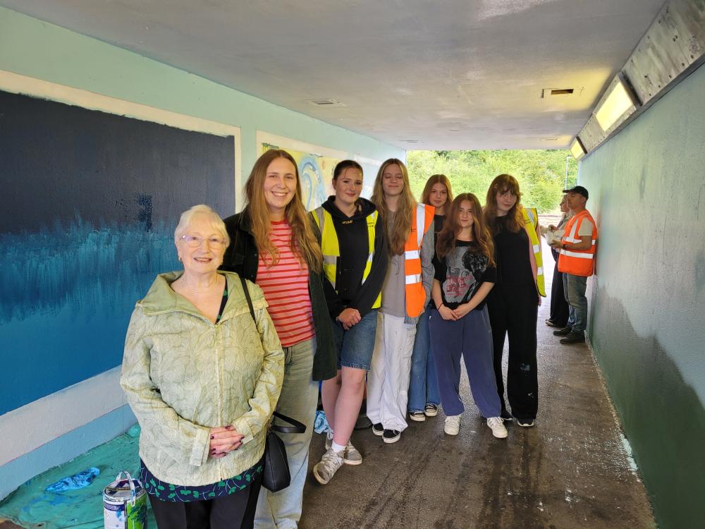 From left: West Swindon Parish Councillor Trish Philpott, parish council chair Rose Llewellyn, artists Bea Yates, Verity Orford, Bea Henderson, Yulianna Naitynlea, Laura Glendenning  