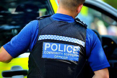 Four men arrested following discovery of firearm in Swindon
